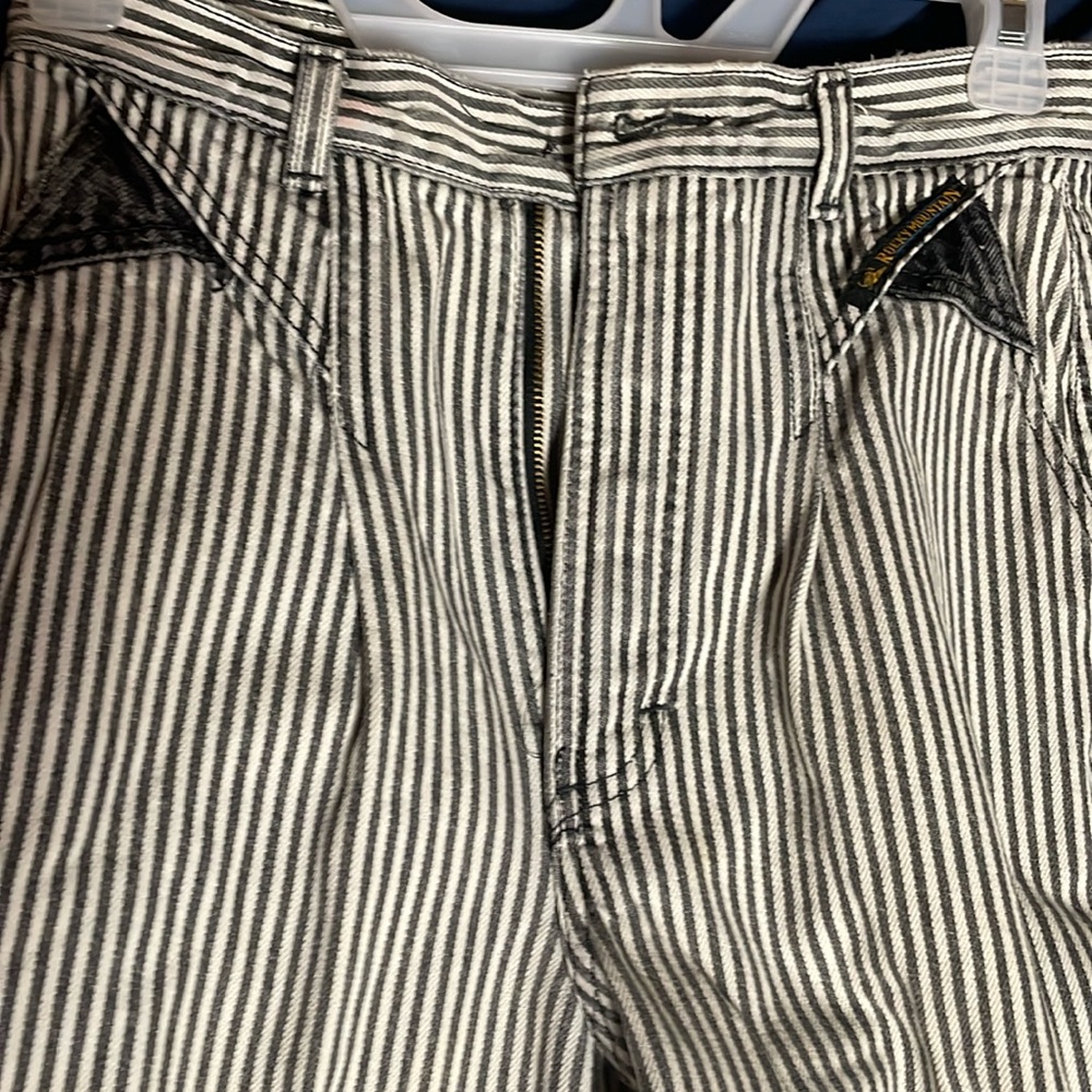 Black and white striped Rocky Mountain jeans size 28/7